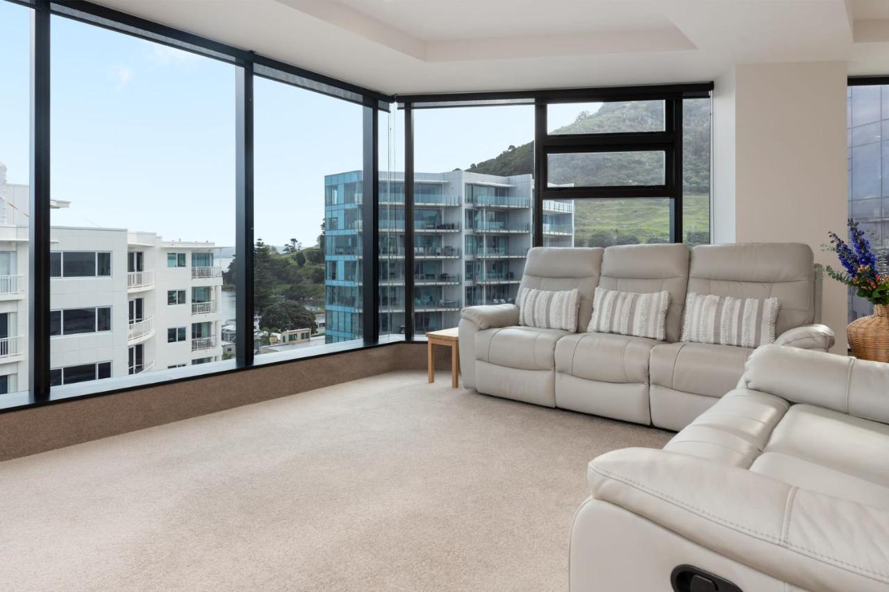 Apartamento Superb Elevated Views Of Harbour With Heated Pool, Gym & Parking Mount Maunganui Exterior foto