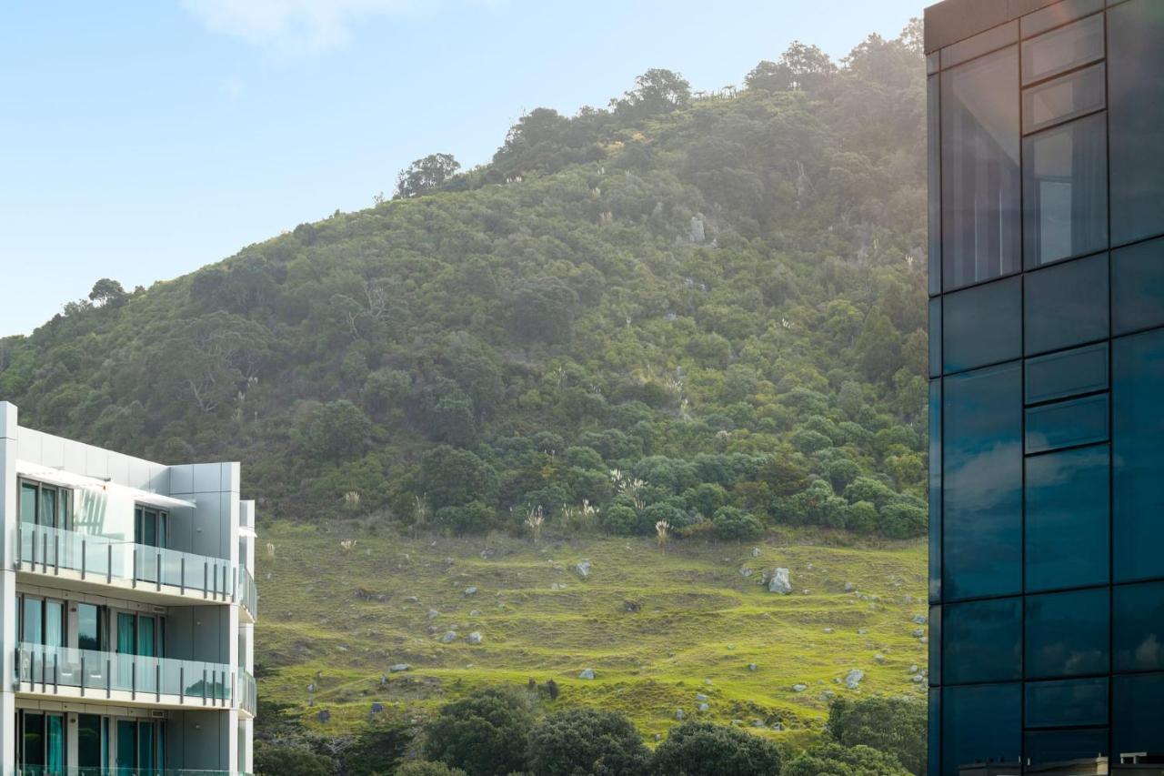 Apartamento Superb Elevated Views Of Harbour With Heated Pool, Gym & Parking Mount Maunganui Exterior foto
